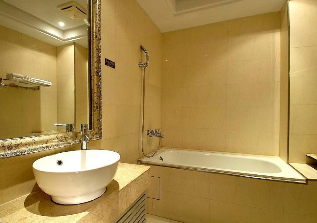 Feng Cai Motel Yuanlin Extérieur photo